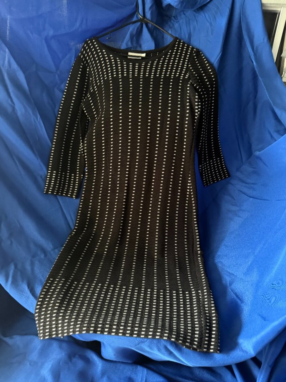 Gorgeous Black & White Knit Dress